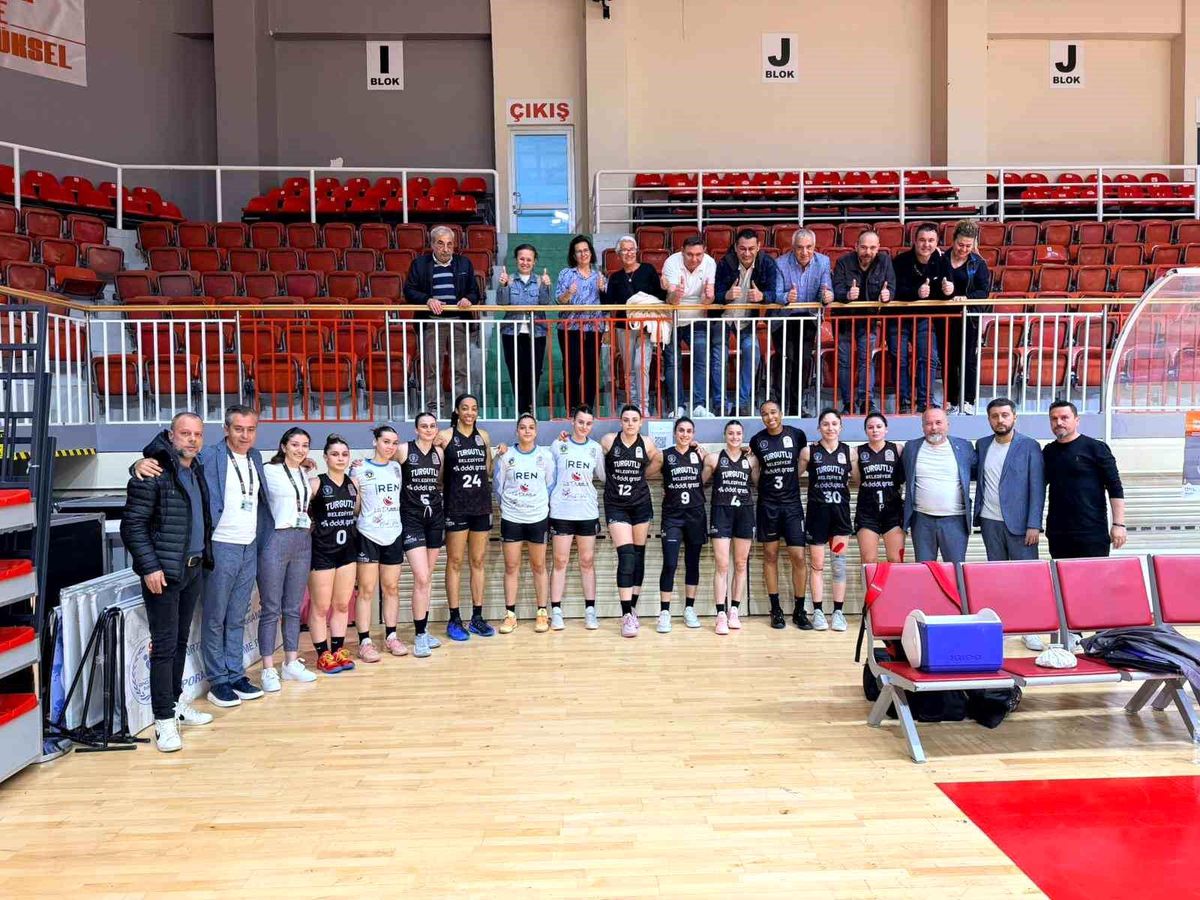 Manisa\'nın potadaki tek kadın takımı yarı finalde