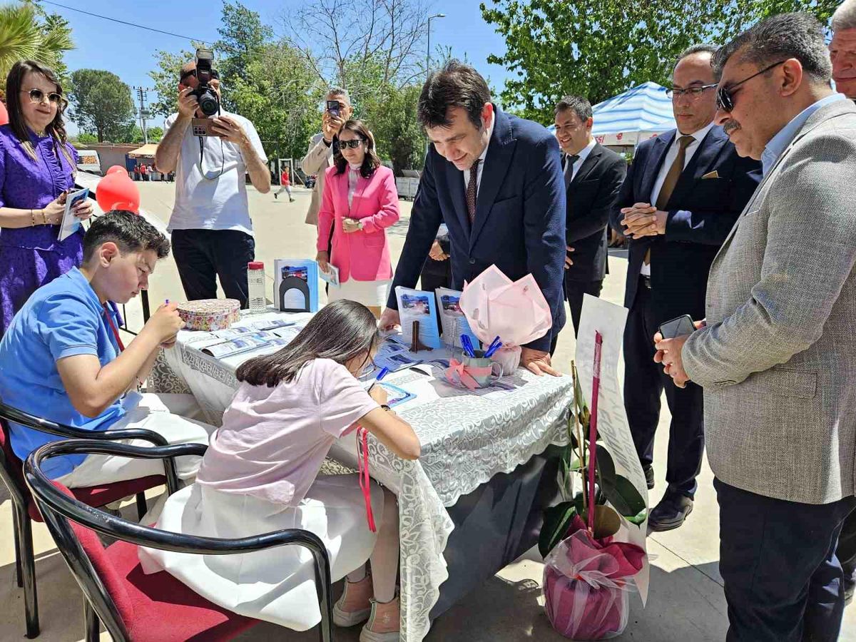 Minik Yazarların Kitap Heyecanı