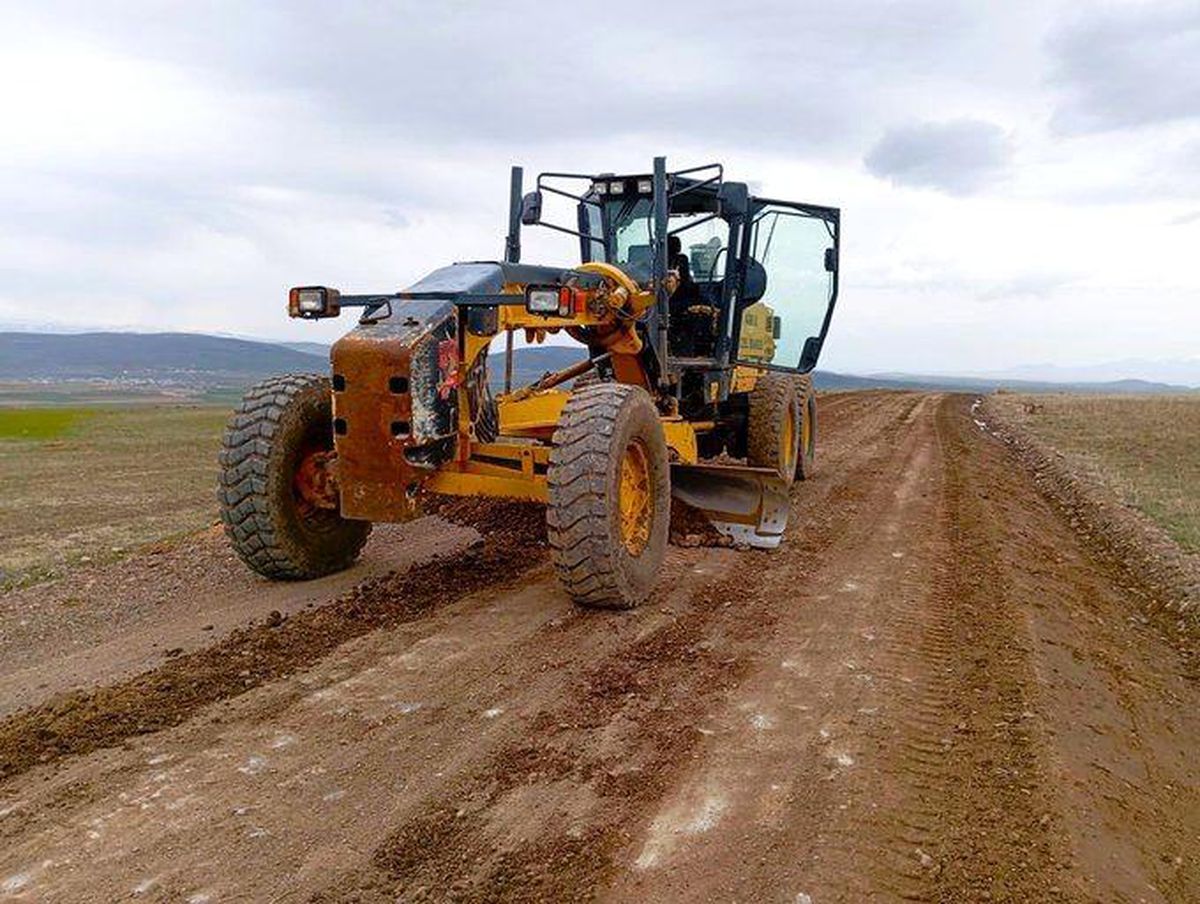 Patnos\'ta Kırsal Yollar Güçleniyor