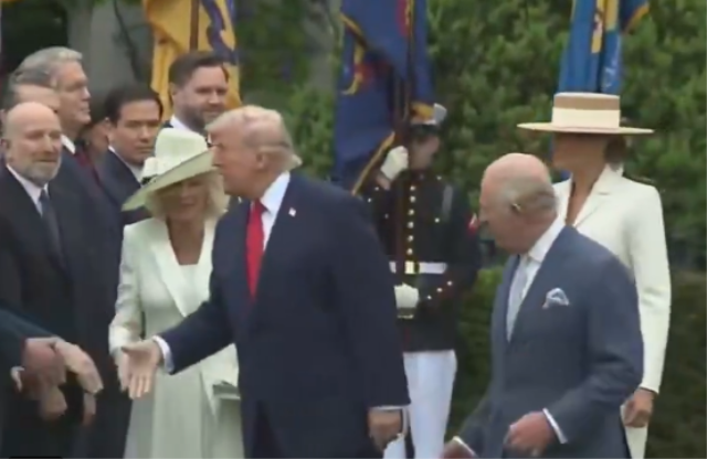 Trump yine Protokol tanımadı: Kraliçe II. Elizabeth’ten sonra Camilla’ya da saygısızlık yaptı