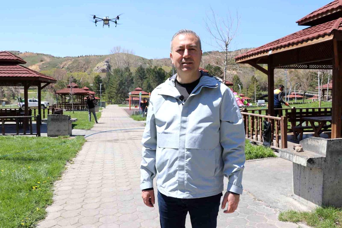 Yaz aylarının korkulu rüyası kenelere karşı hem havadan ve hem karadan mücadele başladı