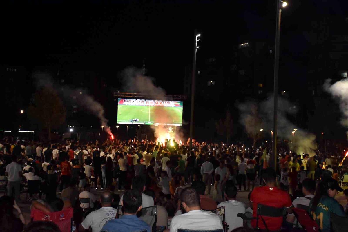 Amed Sportif Faaliyetler'in, Süper Lig heyecanı için dev ekranlar kurulacak