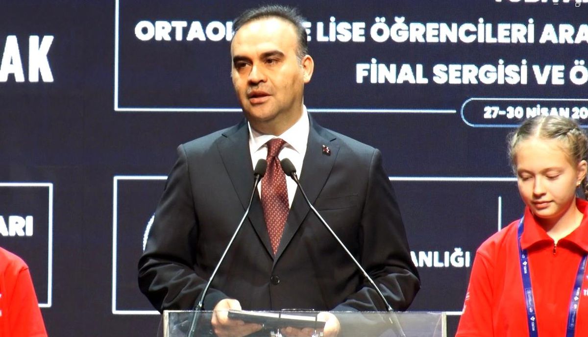Bakan Kacır\'dan Türk Gençliğine Destek Mesajı