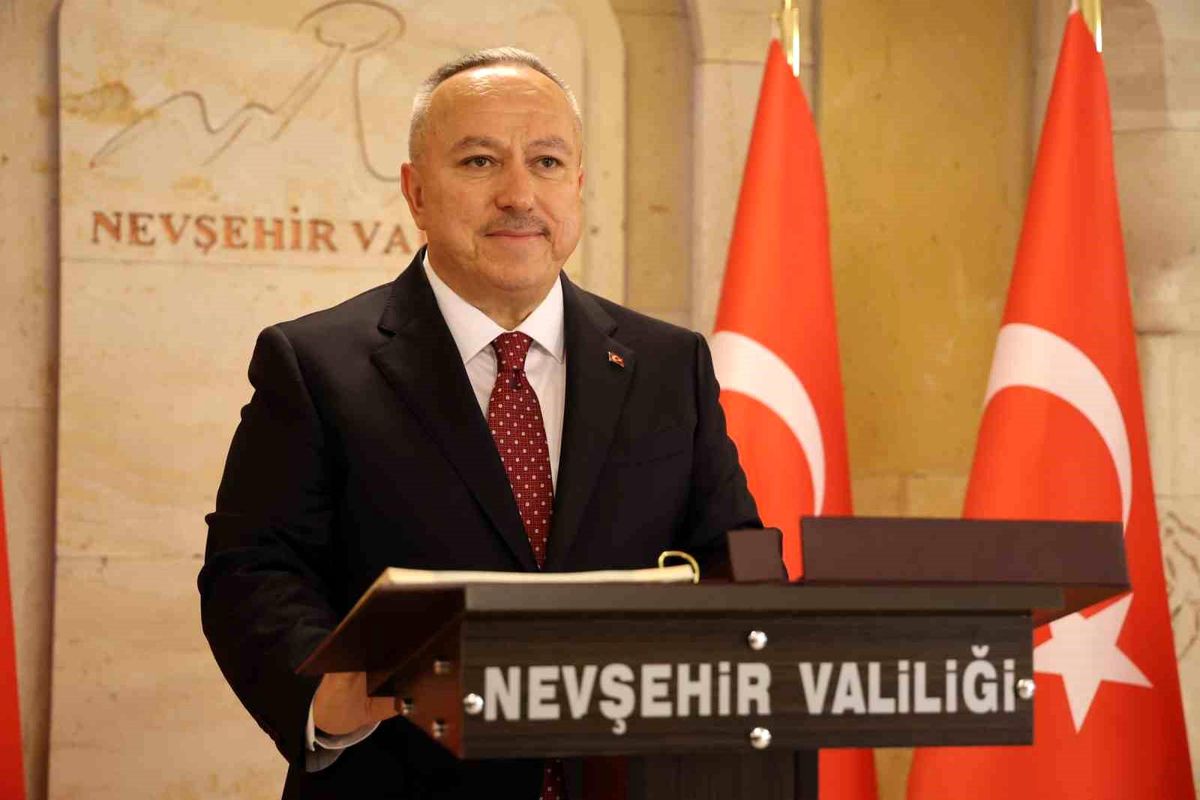 Emniyet Genel Müdürlüğü\'ne atanan Vali Fidan için uğurlama töreni düzenlendi