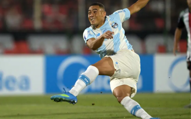 Galatasaray'ın eski yıldızı 6 dakikada 3 penaltı kaçırdı