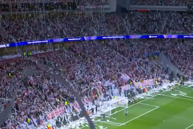 Geceye damga vuran görüntü! Sahaya attıkları hayrete düşürdü