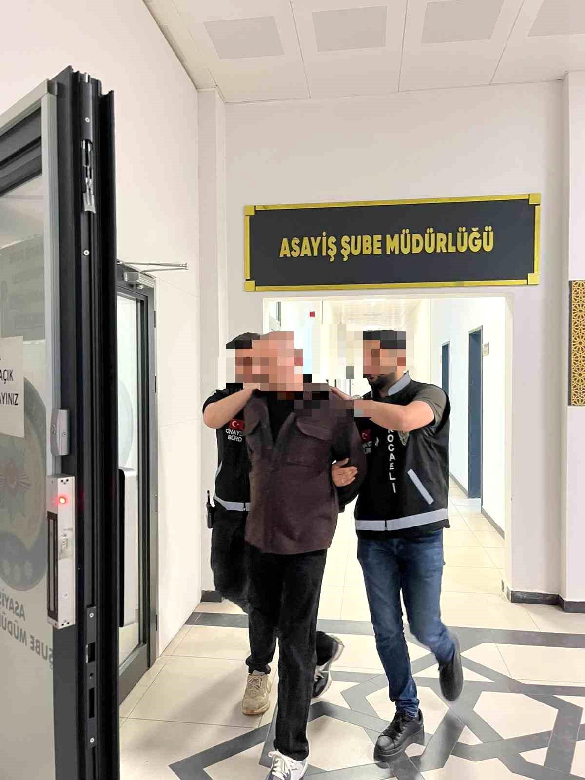 Kocaeli\'de Silahlı Saldırı: 14 Tutuklama