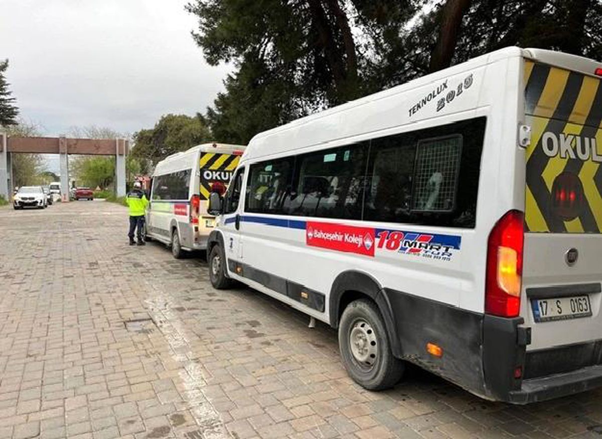 Çanakkale\'de Yoğun Trafik Kontrolleri