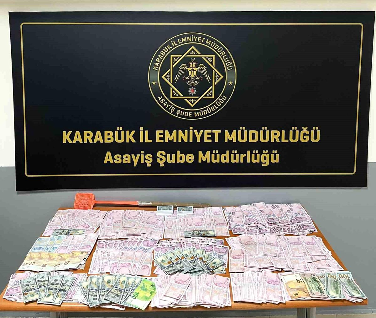 Karabük\'te Kumar Operasyonu: 19 Kişiye Ceza