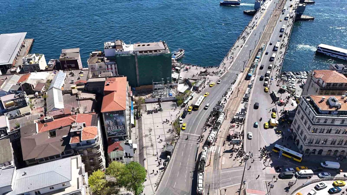 Karaköy\'deki Cami Yeniden İbuilt