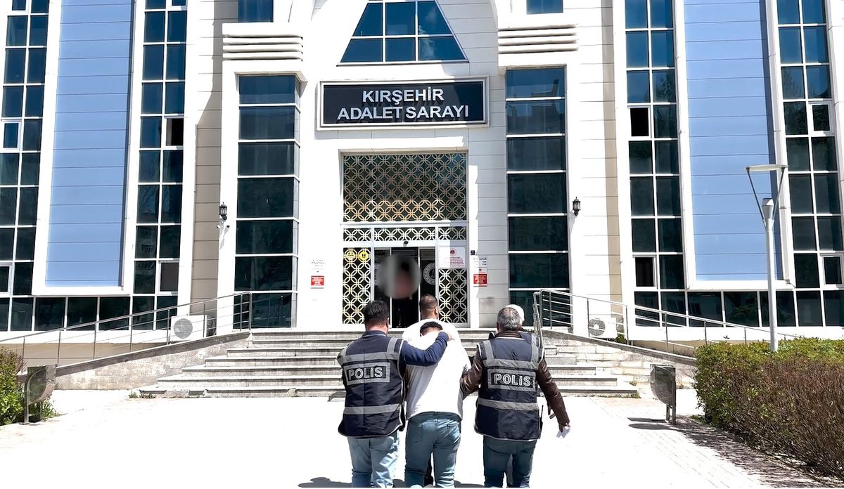 Kırşehir\'de Altın Dolandırıcıları Yakalandı