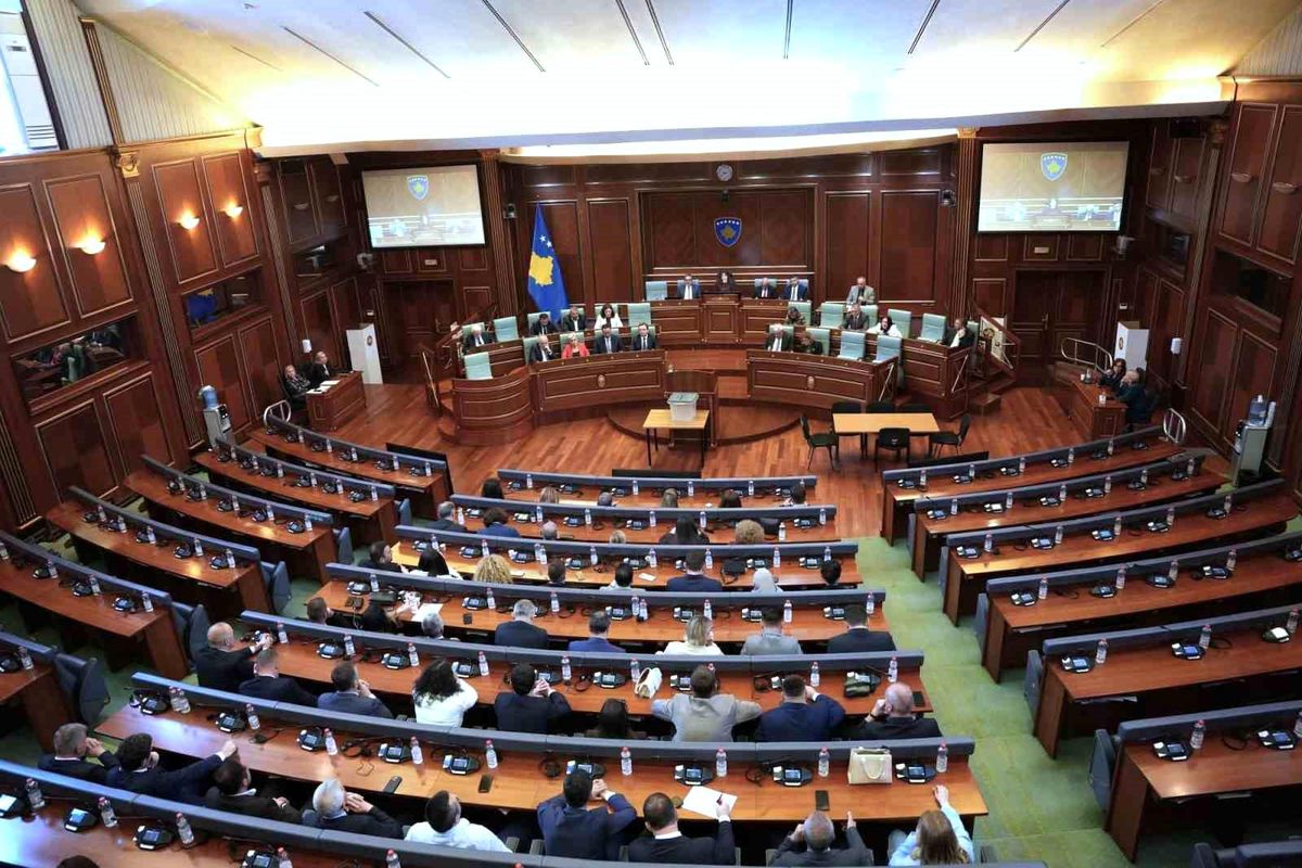 Kosova\'da Erken Seçim Tarihi Belirlendi