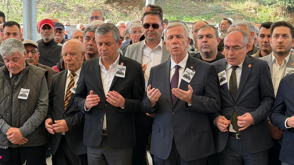 Özgür Özel, Rahmi Yıldırım\'ın Cenaze Törenine Katıldı