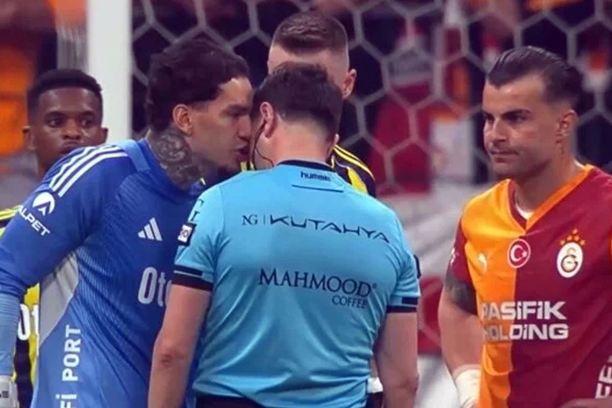 Derbinin raporu ortaya &ccedil;ıktı! Ederson Yasin Kol'a d&uuml;md&uuml;z gitmiş