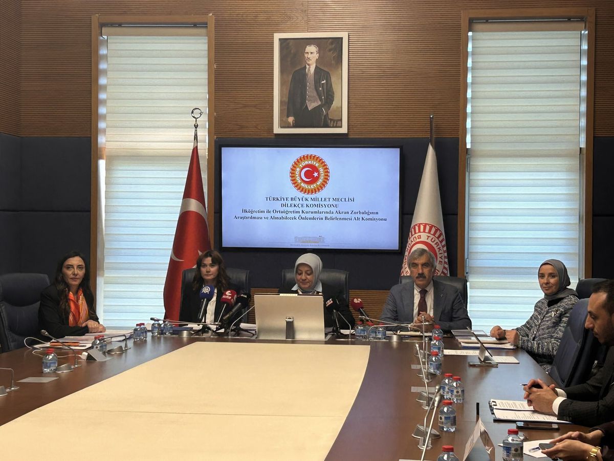 Akran Zorbalığına Mücadele Raporu Kabul Edildi
