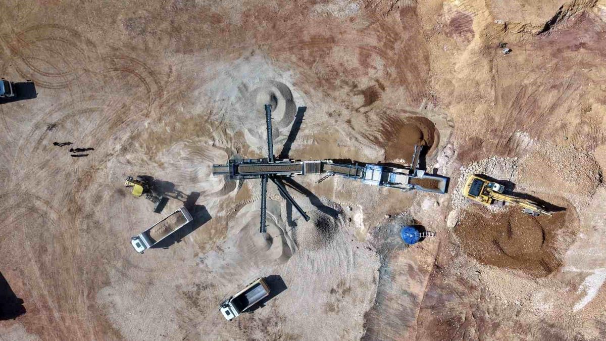 Tunceli\'de 120 km Sıcak Asfalt Projesi Başladı