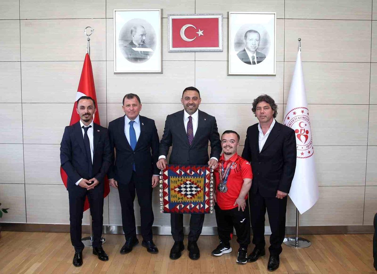 Kayseri\'den Paralimpik Halter Projesi