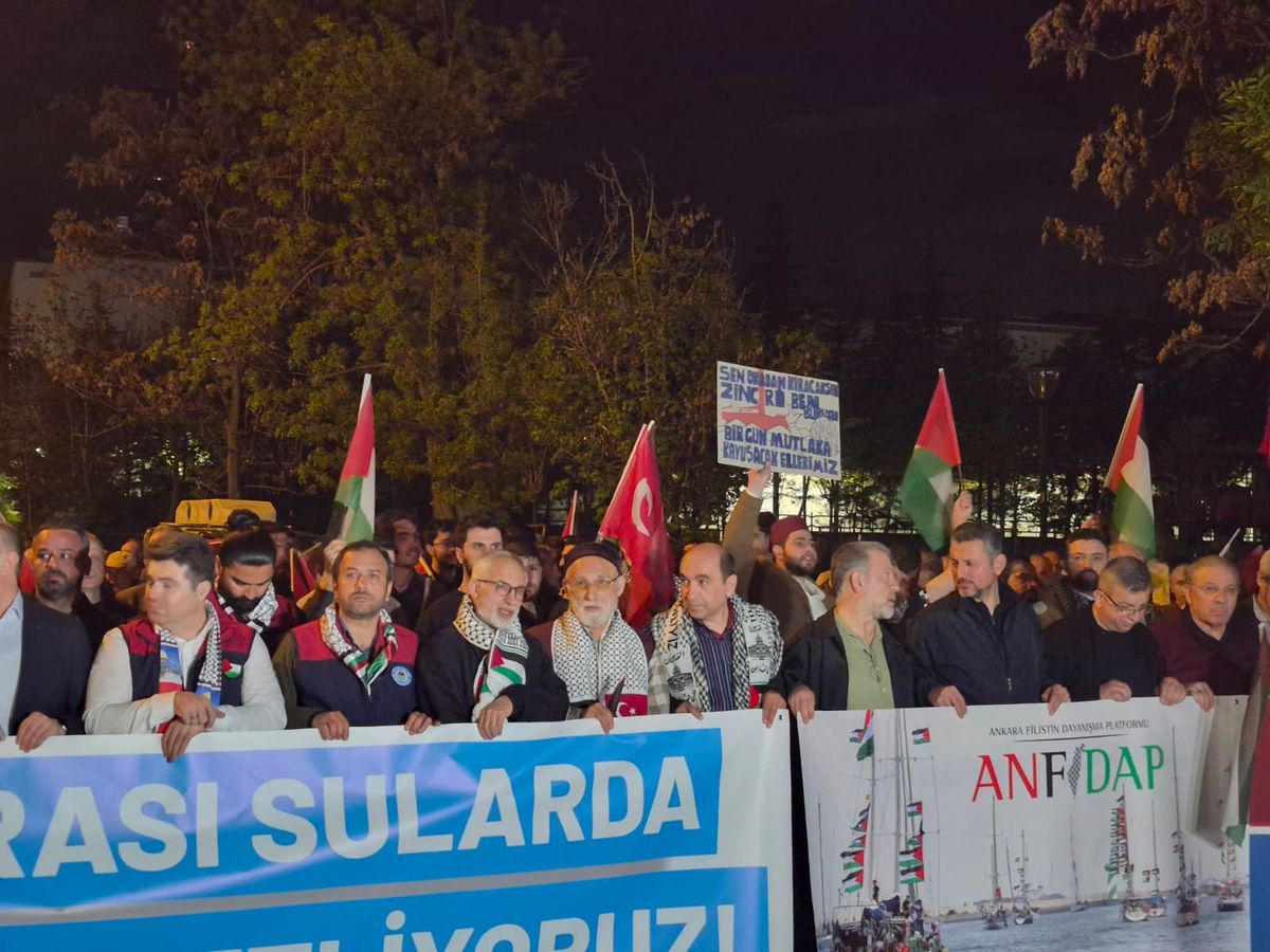 Yer: Ankara! ABD\'nin Sumud Filosu\'na müdahalesi böyle protesto edildi