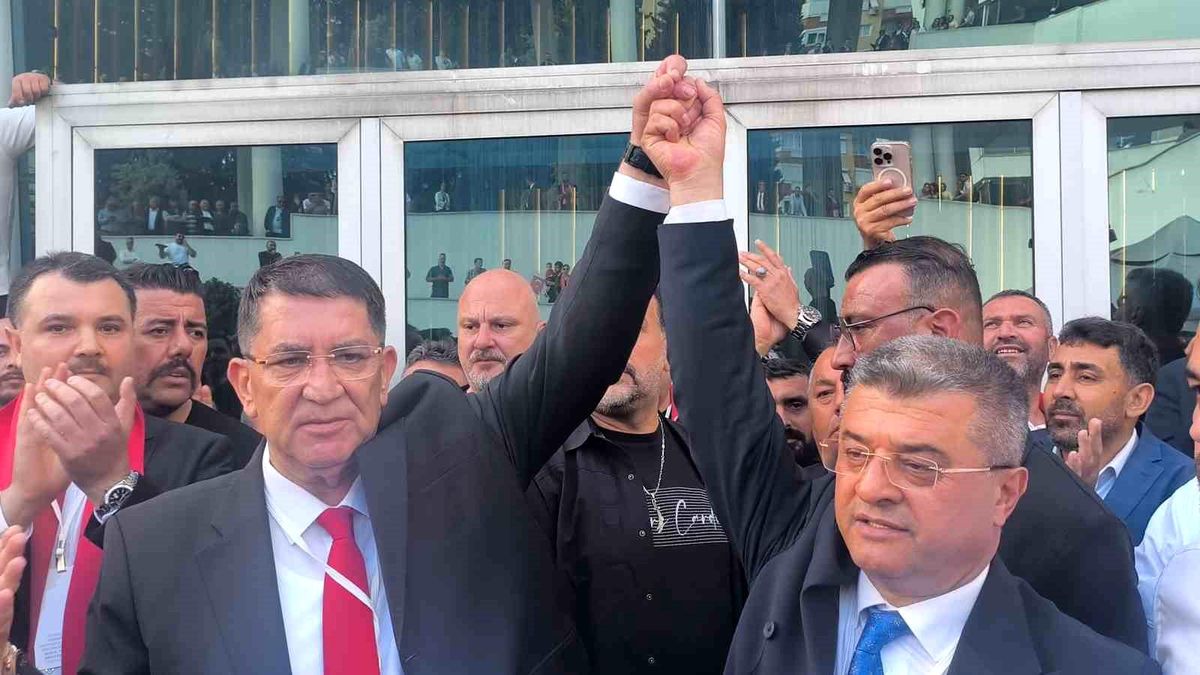 AESOB\'da Adlıhan Dere Yeniden Başkan