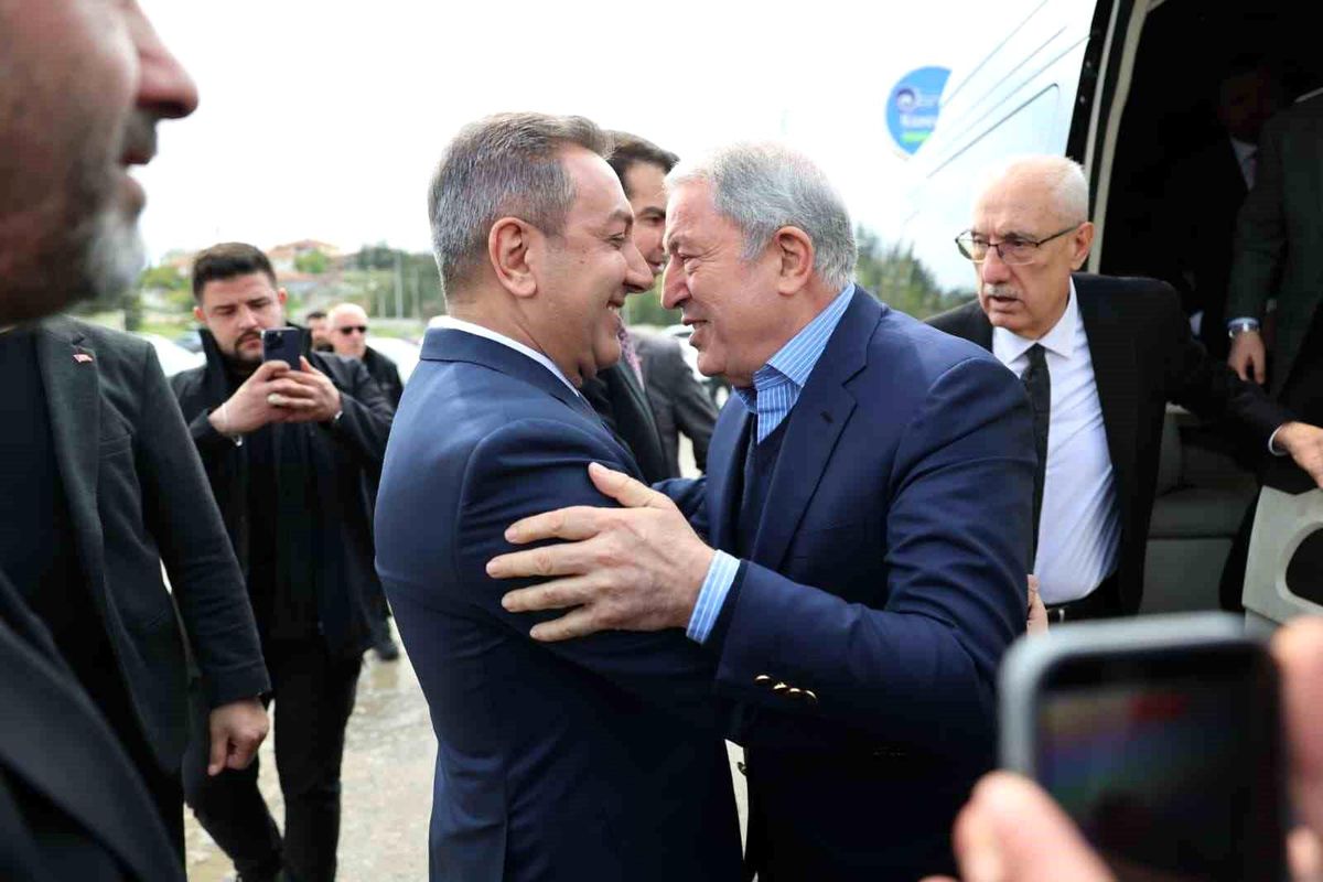 Milletvekilleri Sungurlu’da Başkan Dere’yi Ziyaret Etti