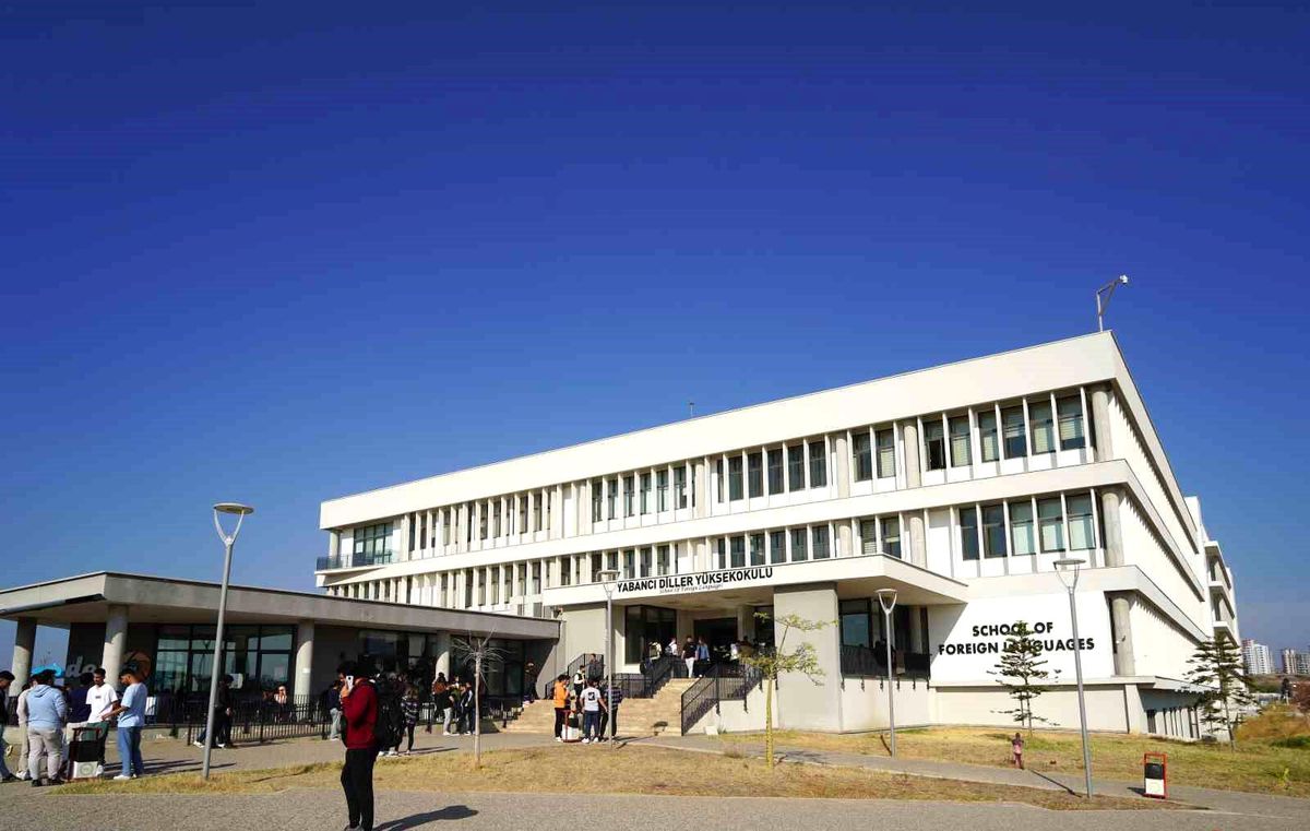ATÜ, Yabancı Diller Yüksekokulu Akredite Edildi