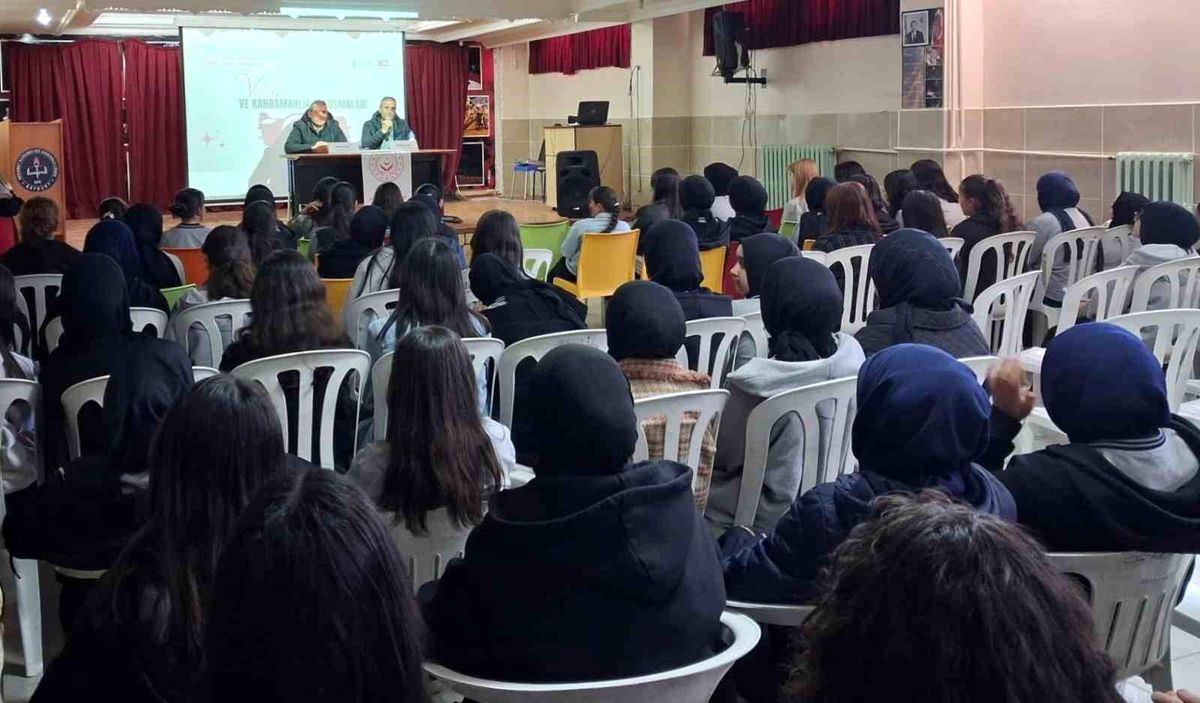 Bayburt\'ta öğrencilere Şehit Serkan Saka\'nın vatan sevgisi anlatıldı