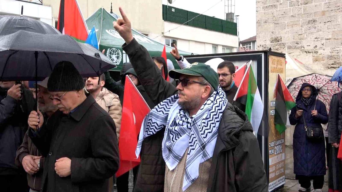 Bolu\'da İsrail\'e Karşı Protesto