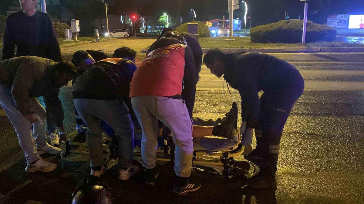 Bolu\'da Trafik Kazası: Motosiklet Sürücüsü Yaralandı