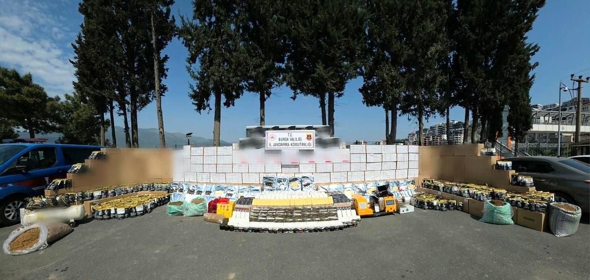 Bursa\'da Kaçak Tütün Operasyonu