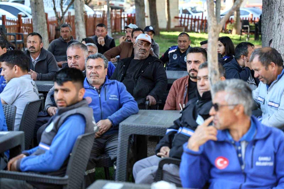 Çameli Belediyesi personeli 1 Mayıs\'ta bir araya geldi