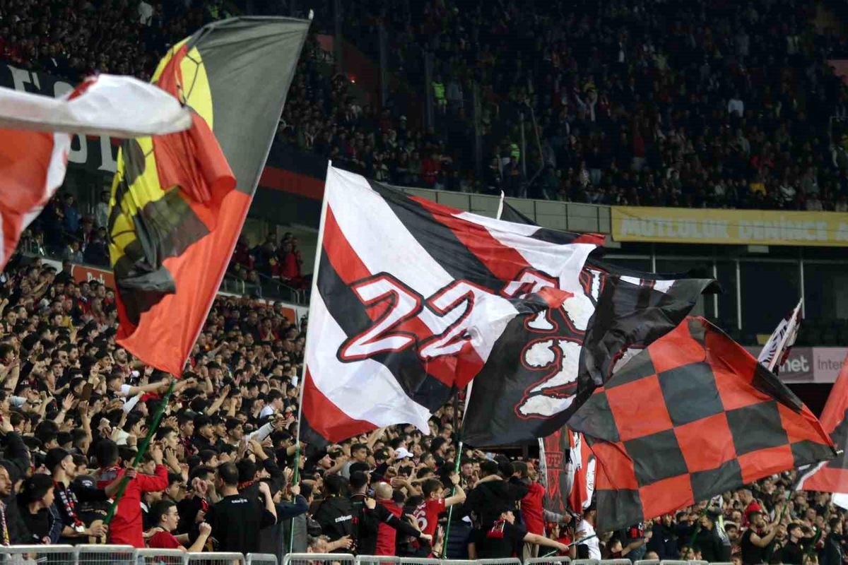 Eskişehirspor Biletleri 1 Saatte Tükendi