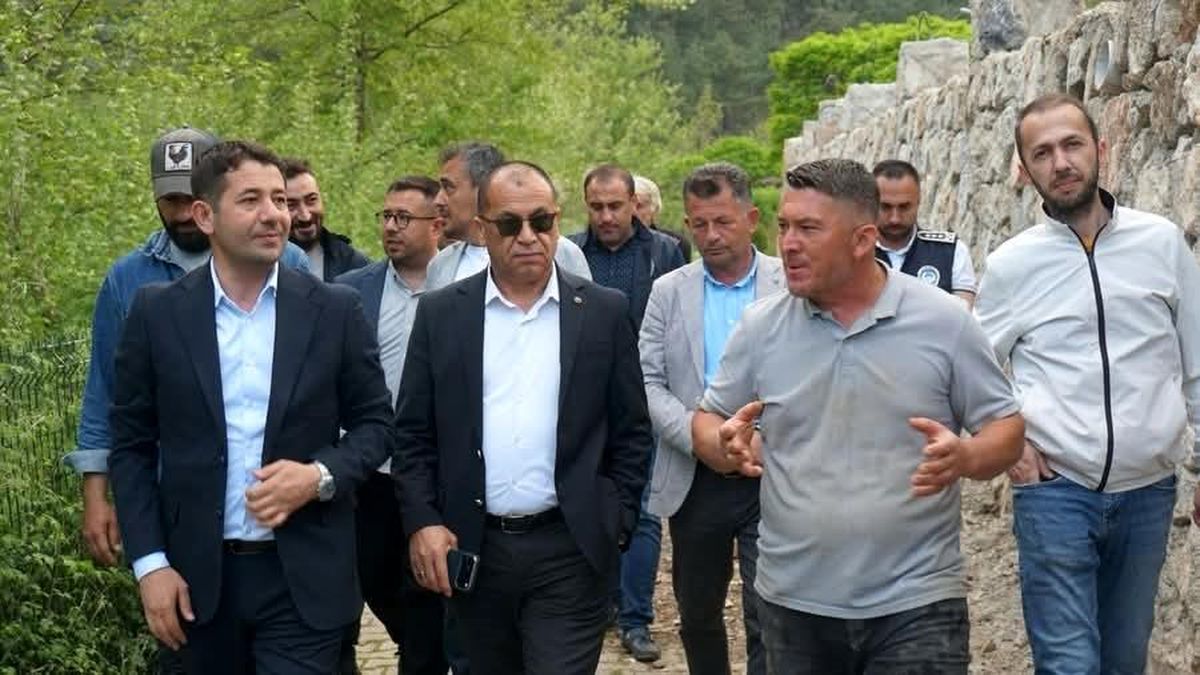 Feke\'de Sokak Sağlıklaştırma Projesi yerinde incelendi