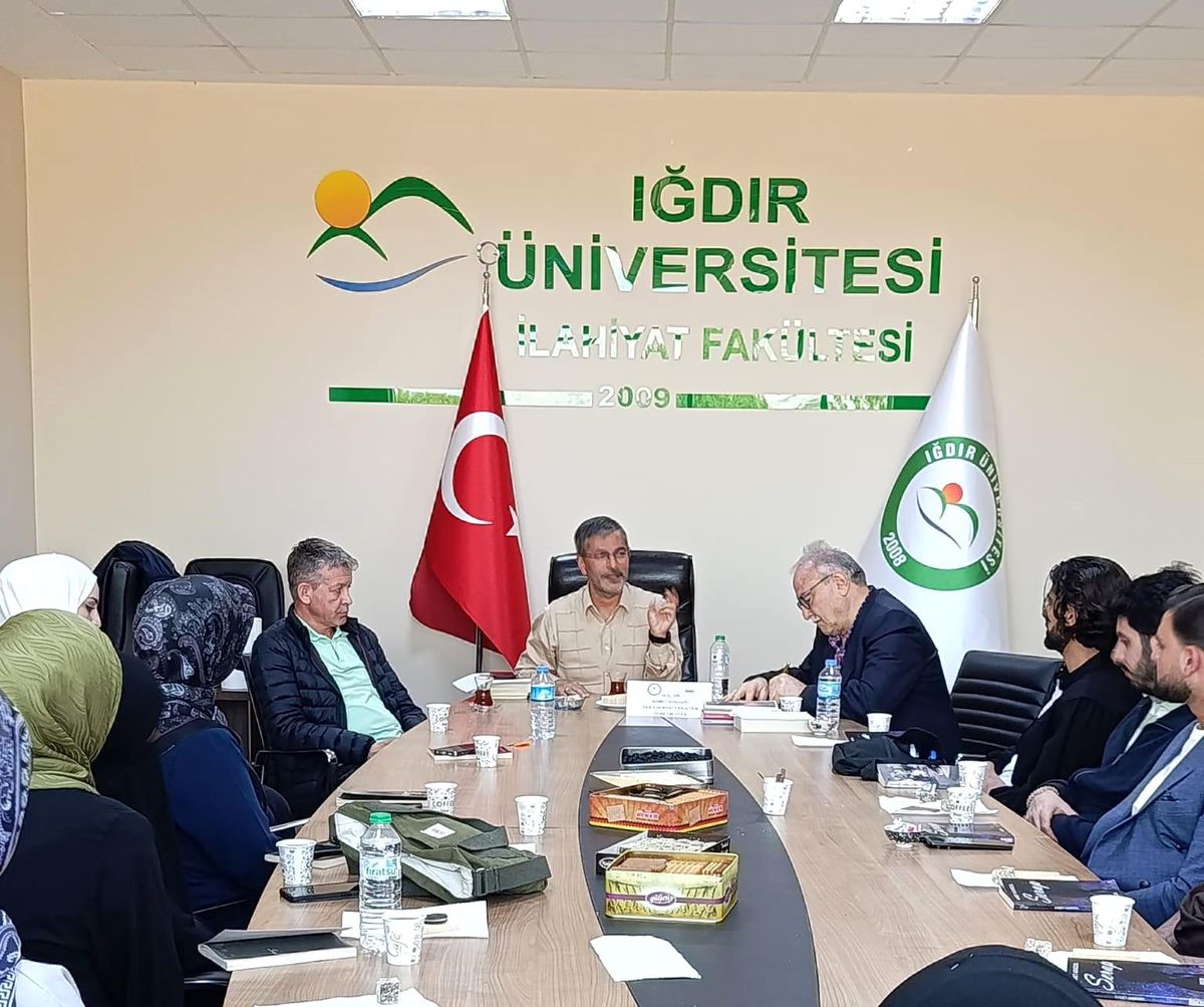 Iğdır\'da \'Serap\' Kitabı Üzerine Söyleşi
