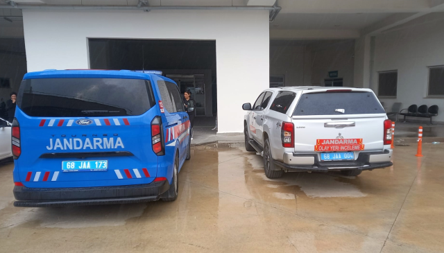 İş yerinde kesilen ağaç, üzerine devrildi; 4 çocuk annesi öldü