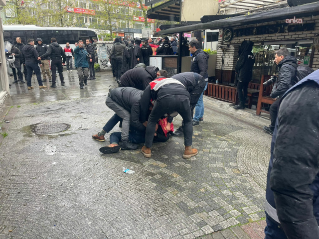 İstanbul'da 1 Mayıs: 366 kişi gözaltına alındı, 3 metro durağı kapatıldı