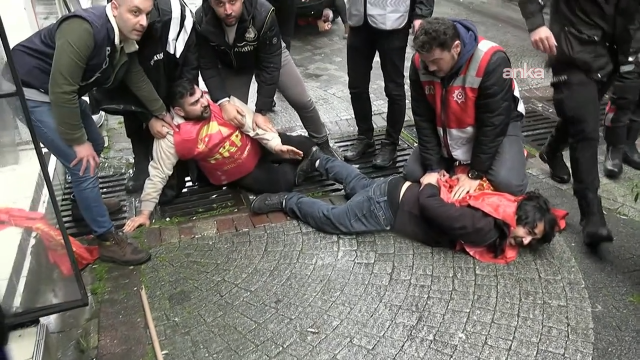 İstanbul'da 1 Mayıs: 366 kişi gözaltına alındı, 3 metro durağı kapatıldı