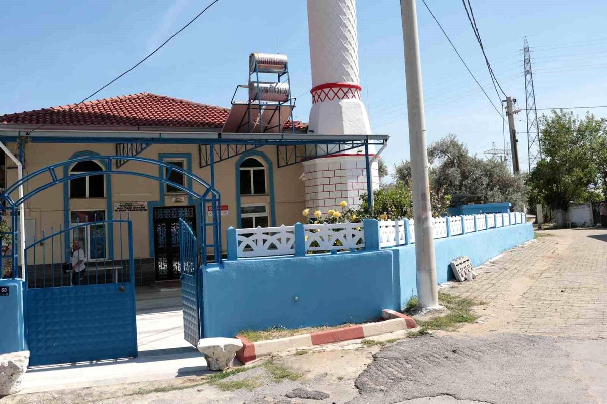 Karabağ Mahallesi\'nde cami ve sağlık evi yenilendi