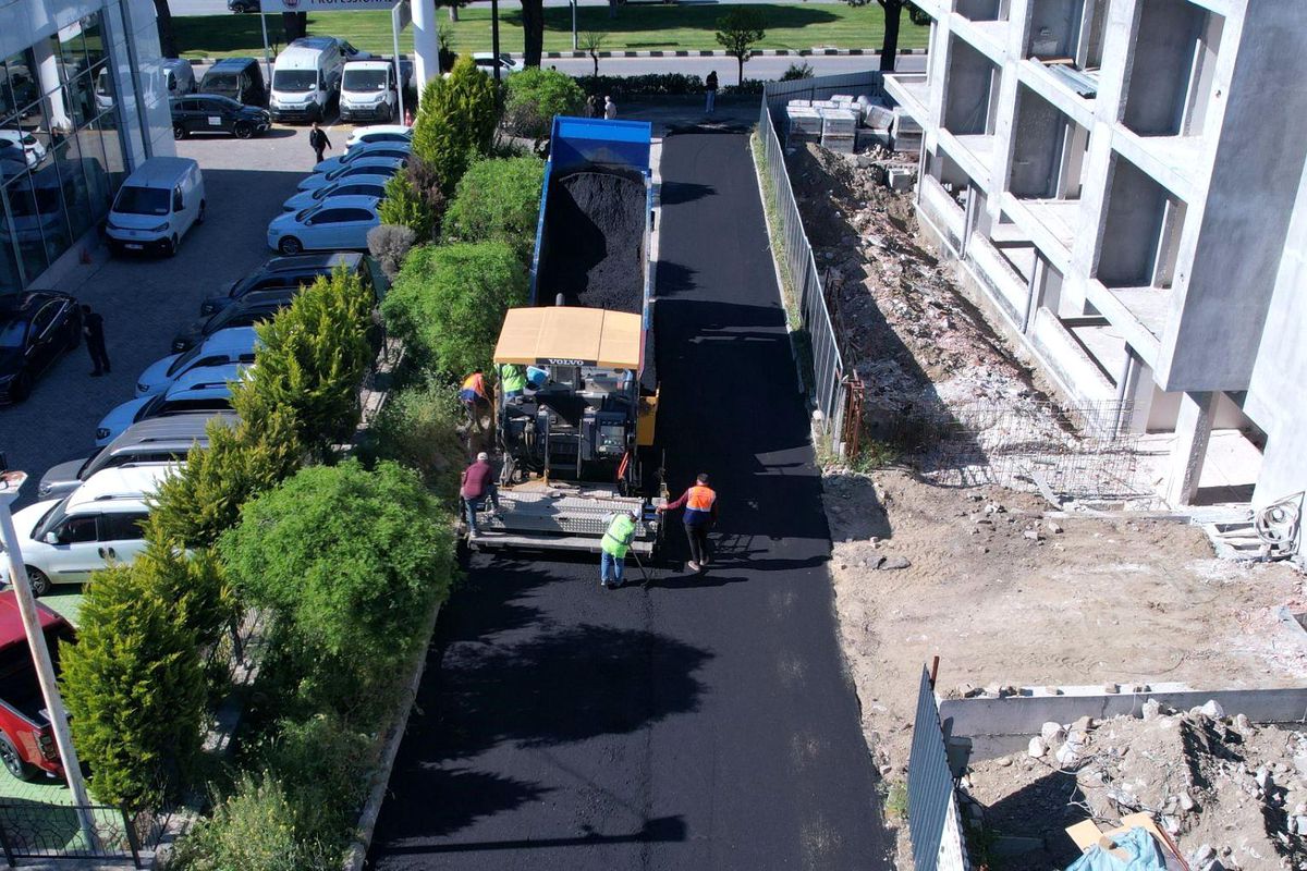 Manisa Büyükşehir, üniversite ve hastane yolunu yeniliyor
