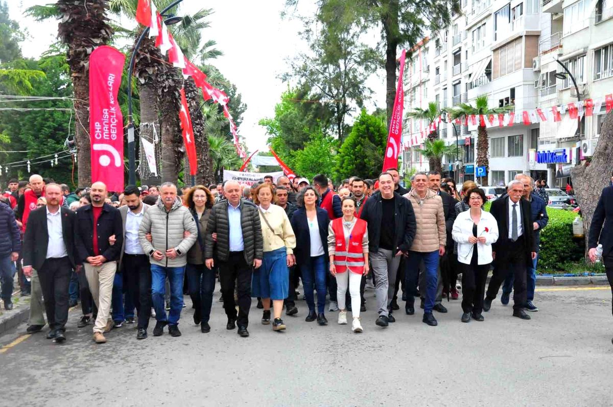 Manisa\'da 1 Mayıs kutlaması