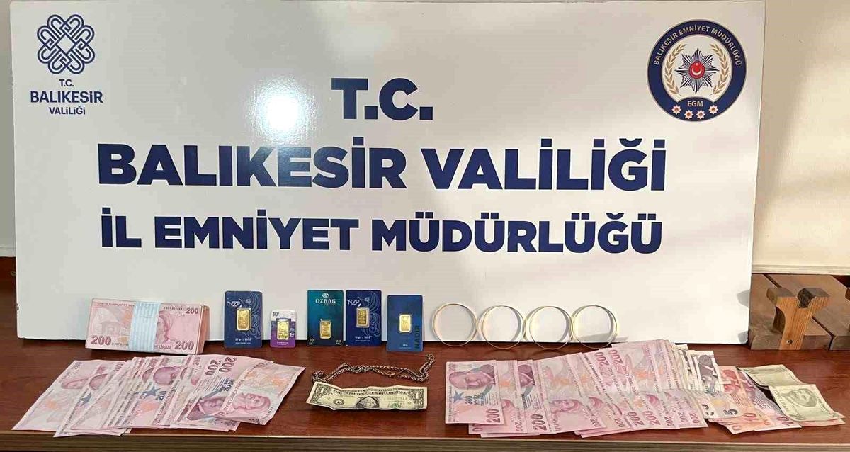 Balıkesir\'de Sahte Altınla Dolandırıcılık Operasyonu