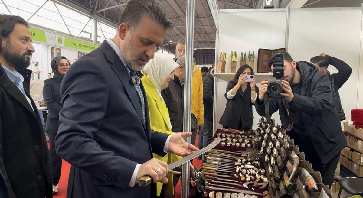 Bursa\'da "Bıçak Festivali" coşkusu, ustalar hünerlerini sergiledi