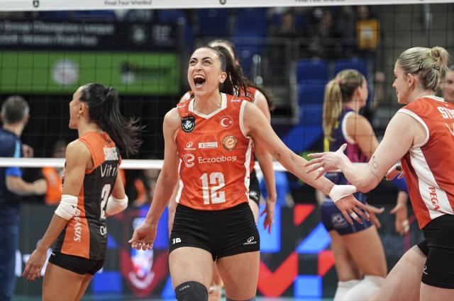 CEV Şampiyonlar Ligi finalinde Türk derbisi heyecanı yaşanacak
