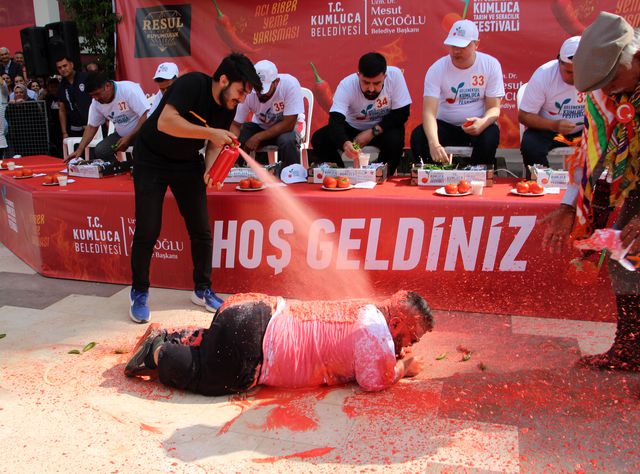 3 dakikalık yarışma olay! Acıya dayanamadı, itfaiye köpükle müdahale etti