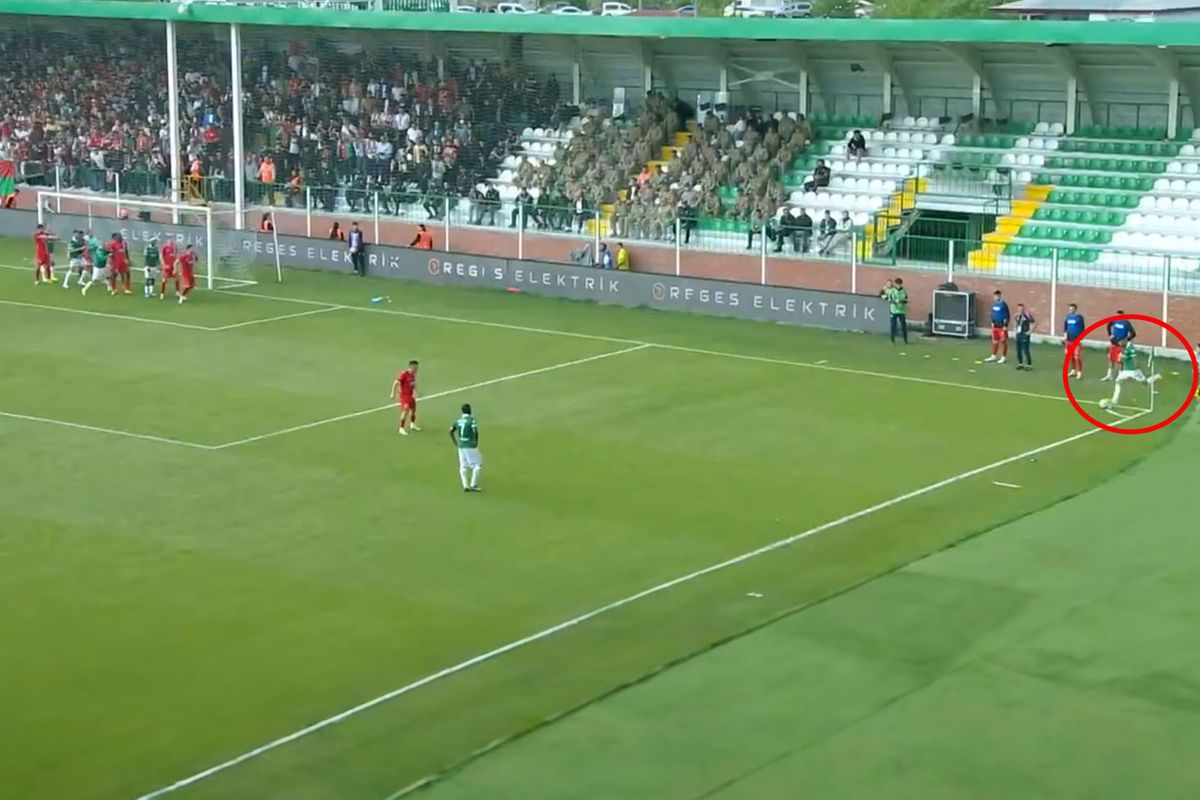 Iğdır FK\'da Güray Vural, Amedspor\'a kornerden gol attı