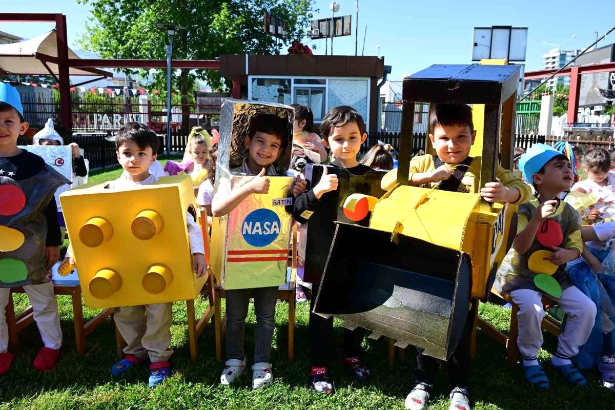 Miniklerden "Sıfır atık" defilesi