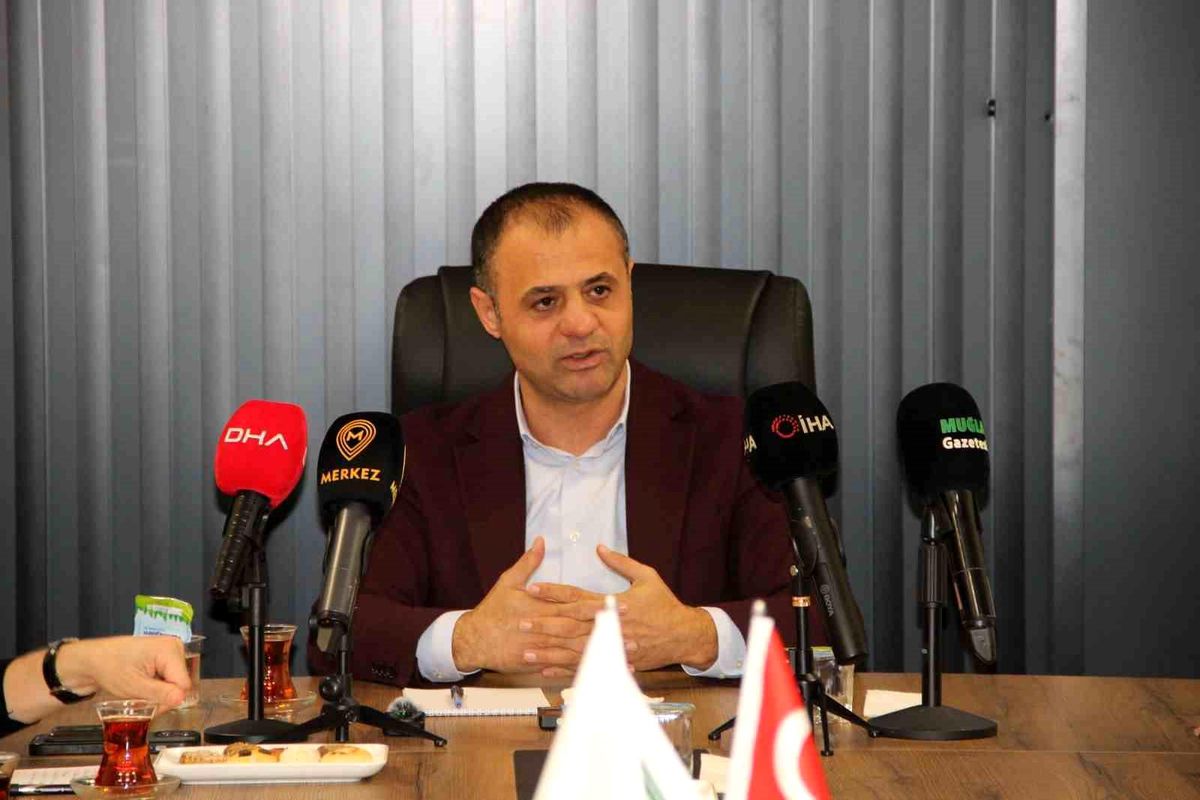 Muğlaspor Kulübü Başkanı Kıyanç\'tan Vali Akbıyık ve başkanlara teşekkür mesajı