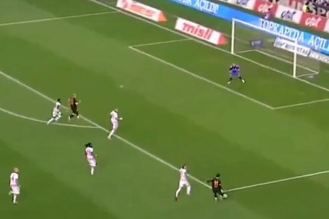 Okan Kocuk'un Galatasaray'dan yediği gol tepki çekti