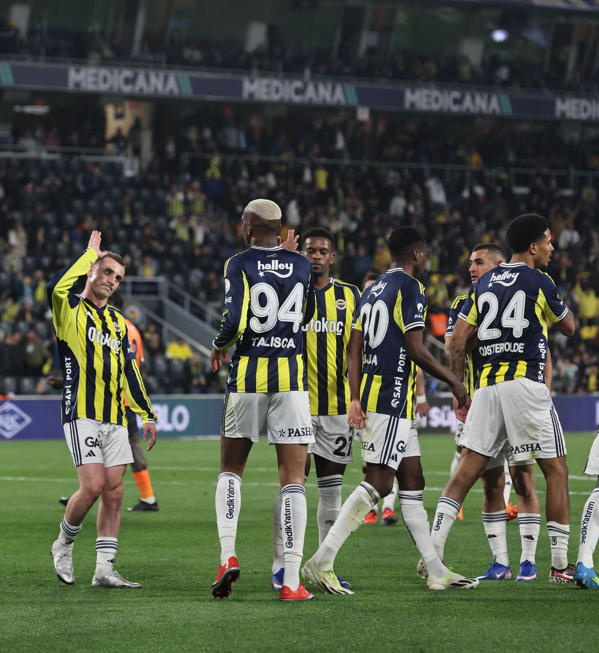 Fenerbahçe 3-1 Galip Geldi