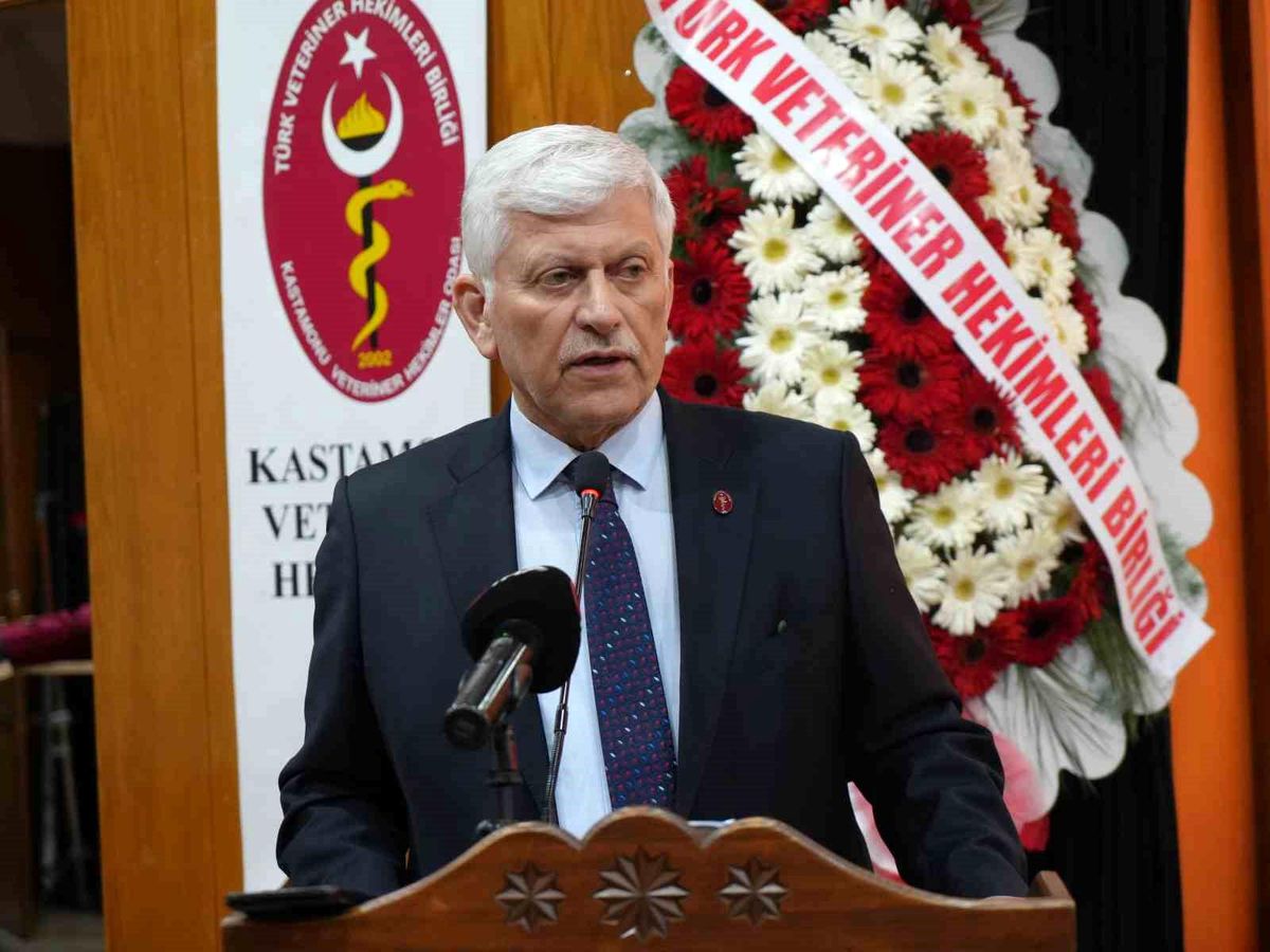 Türk Veteriner Hekimleri Birliği Merkez Konseyi Başkanı Eroğlu: "Veteriner hekimlerin sağlık meslek grubu içinde yer alması önemli gündemlerimizden biri"