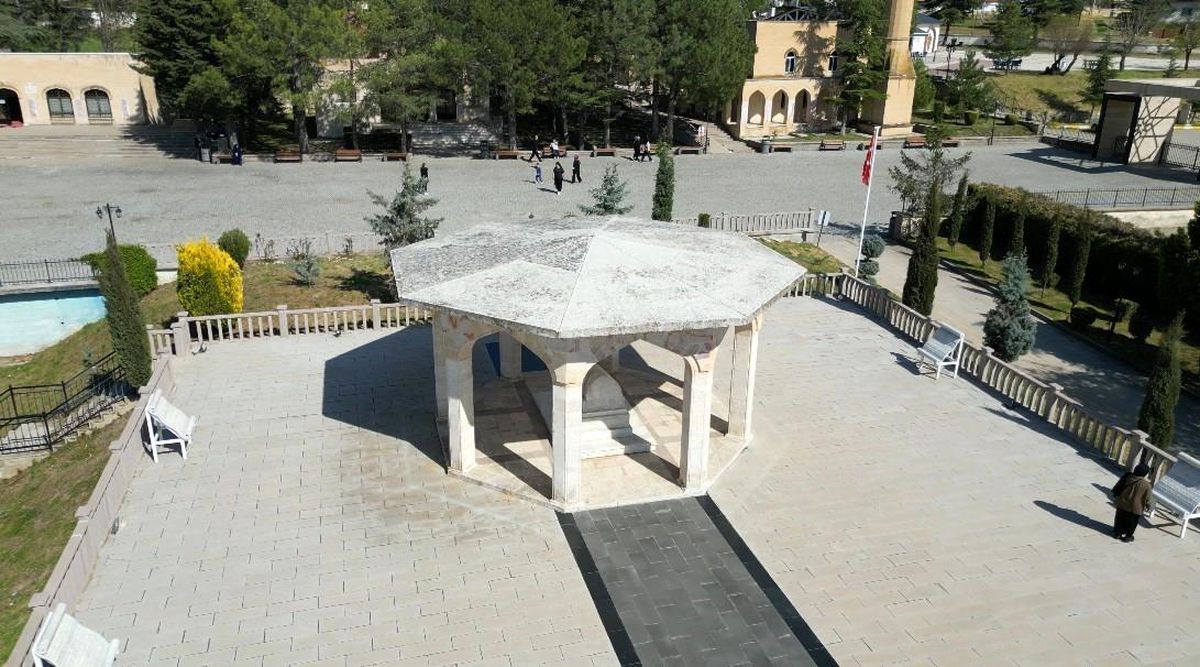 Yunus Emre\'nin hatırası Eskişehir\'de yaşatılıyor